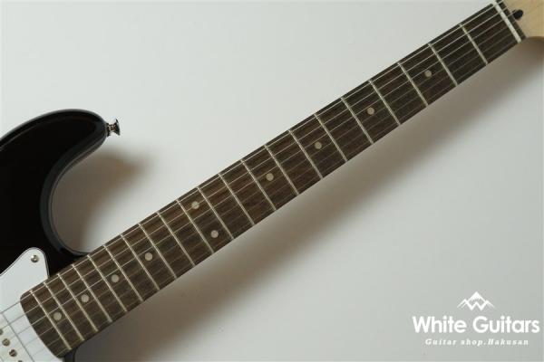 AFFINITY SERIES STRATOCASTER - Black